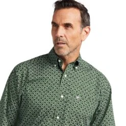 Men's Ariat Kylan Stretch Classic Fit Button Down Shirt #10039748X -Ariat Store 1eabc6792883861ad532f40814da19f3