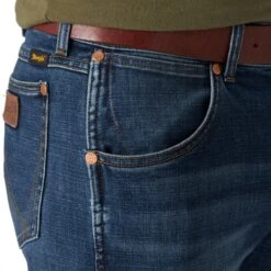 Men's Wrangler Retro Slim Straight Jean #88MWZPF -Ariat Store 88MWZPF BD02 SWBD PRD